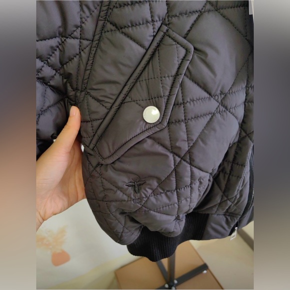 Designer Inspired, Black, Quilted Women's Cropped Puffer Jacket, Size Small - Picture 9 of 12